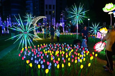 Eid_lights_in_the_Maldives