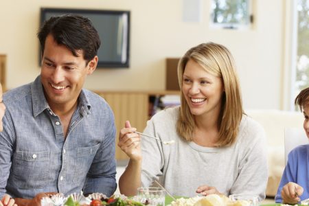 FAMILY-DINNER-pic