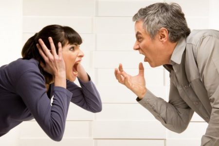 arguing-couple