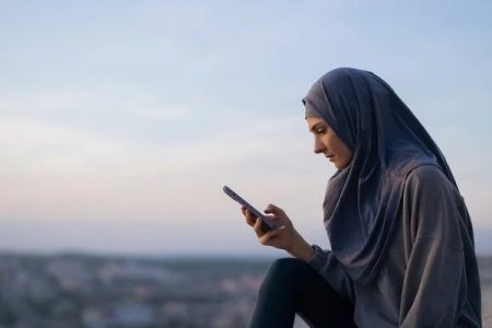 depositphotos_573910424-stock-photo-young-beautiful-girl-hijab-says