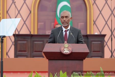raees muizzu