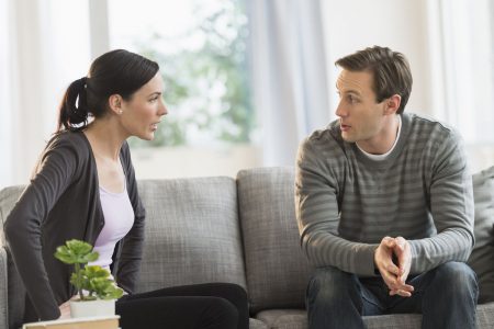 usa--new-jersey--jersey-city--couple-having-argument-171625951-5acf62ac875db900361ffc4b